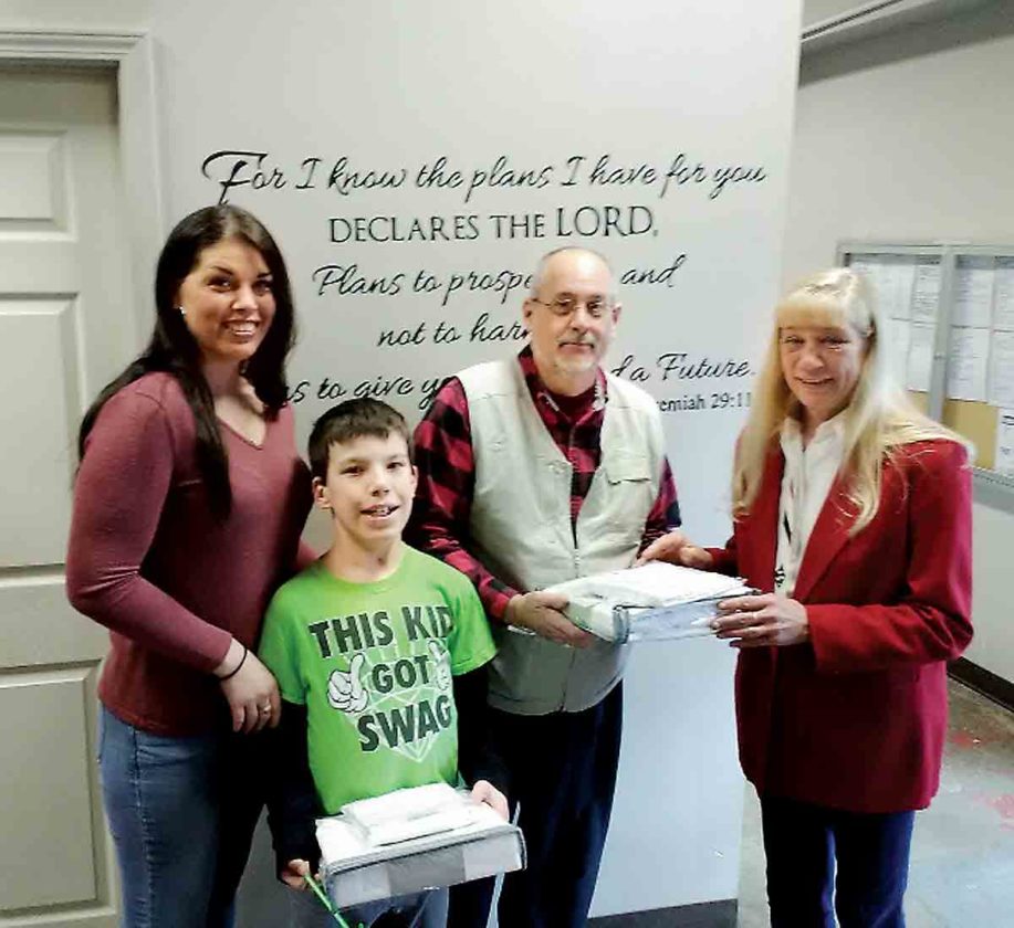 M.A.D., Junior League donate bed covers to Latrobe Street Mission